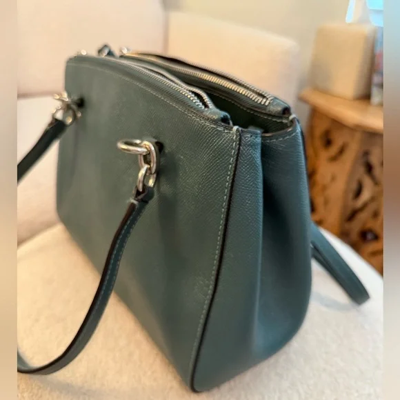 Coach Stanton Carry-all — never used! 💙 - Picture 5 of 9